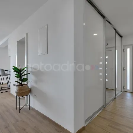 Apartmán Luxurious Lara&luka