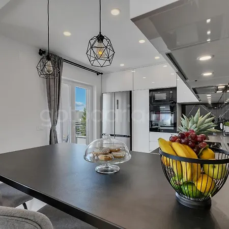 Luxurious Lara&luka Apartmán